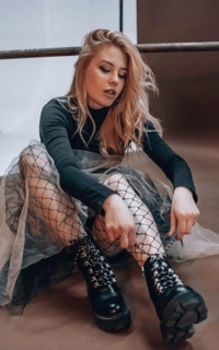 Шлюха Аня 37140